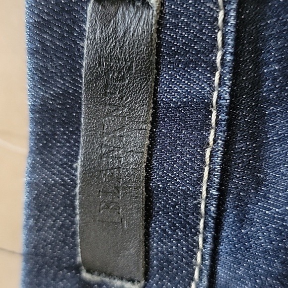 Blank NYC Size 24 Dark Wash Skinny Jeans.  Excellent Used Condition - Picture 2 of 13